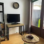 Oz Station 3300m Mountain Apartamento *